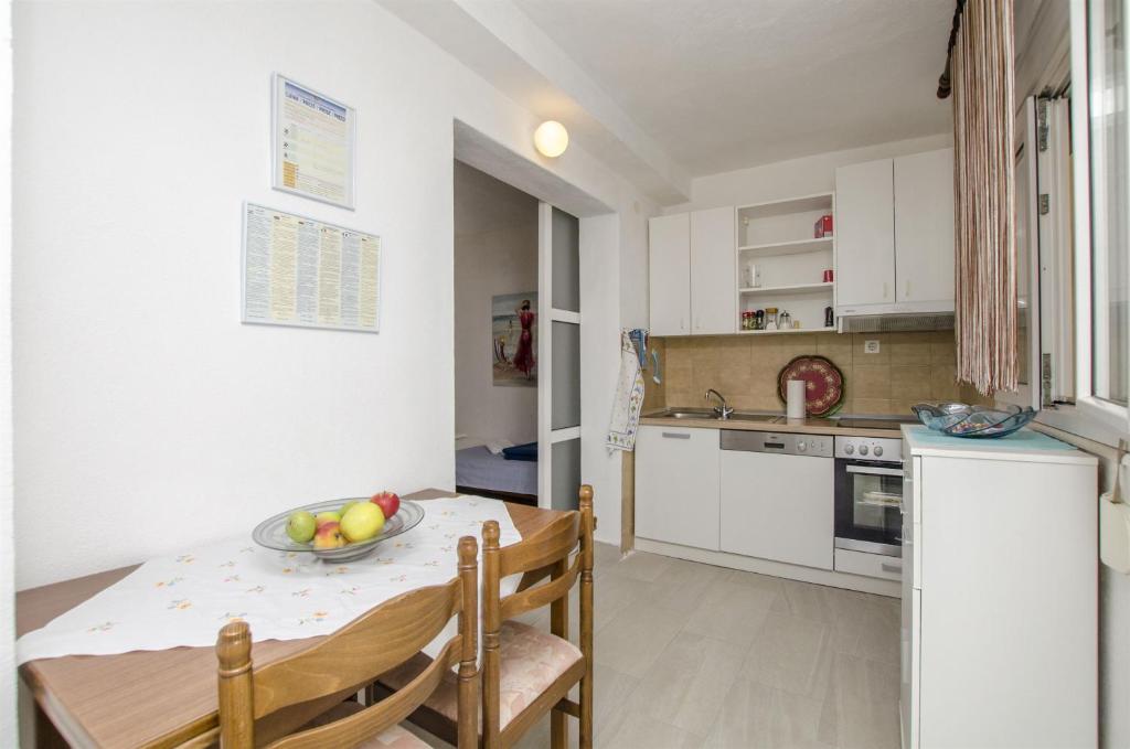 Apartments Denis photo 4
