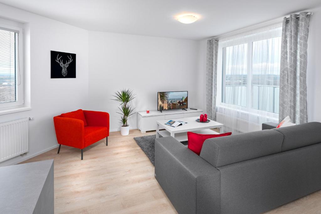 Апартаменты (Апартаменты с 3 спальнями), CityWest Apartments
