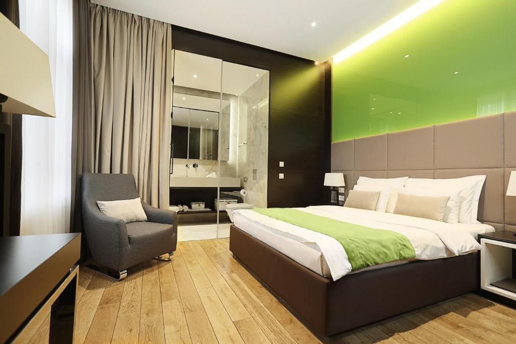 Двухместный (Улучшенный двухместный номер с 1 кроватью), Maccani Luxury Suites