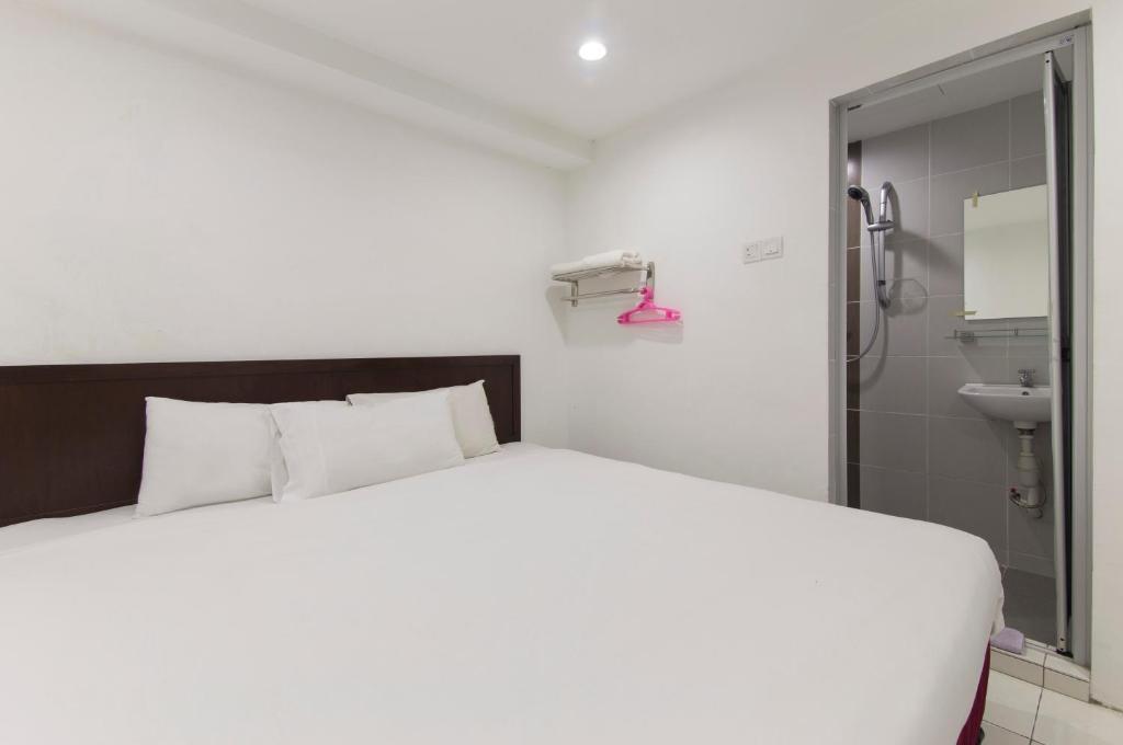 Двухместный (Номер Делюкс с кроватью размера «king-size»), Charlies Boutique Hotel