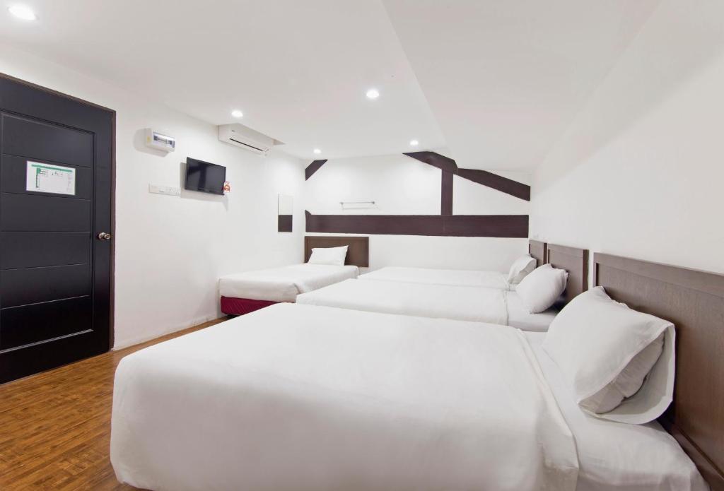 Четырехместный (Четырехместный номер), Charlies Boutique Hotel