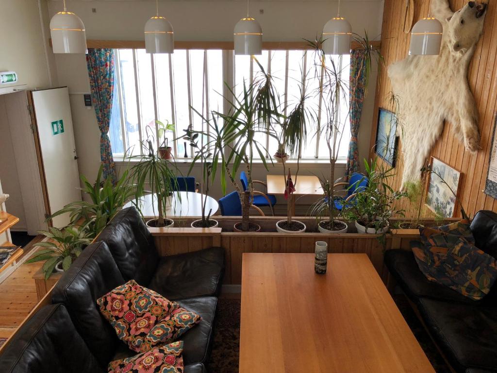 Hotel Angmagssalik photo 4