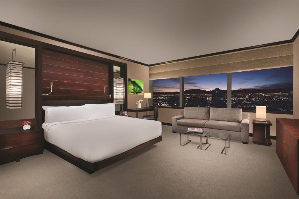 Сьюит (Номер-студио «В Дог»), Vdara Hotel & Spa at ARIA Las Vegas