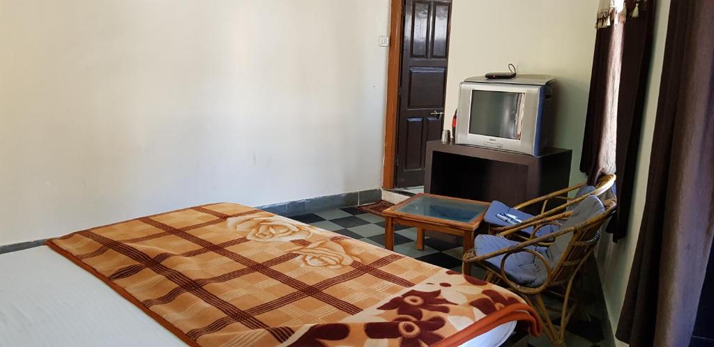 Lavish rooms with amazing views of Nakki Lake photo 4