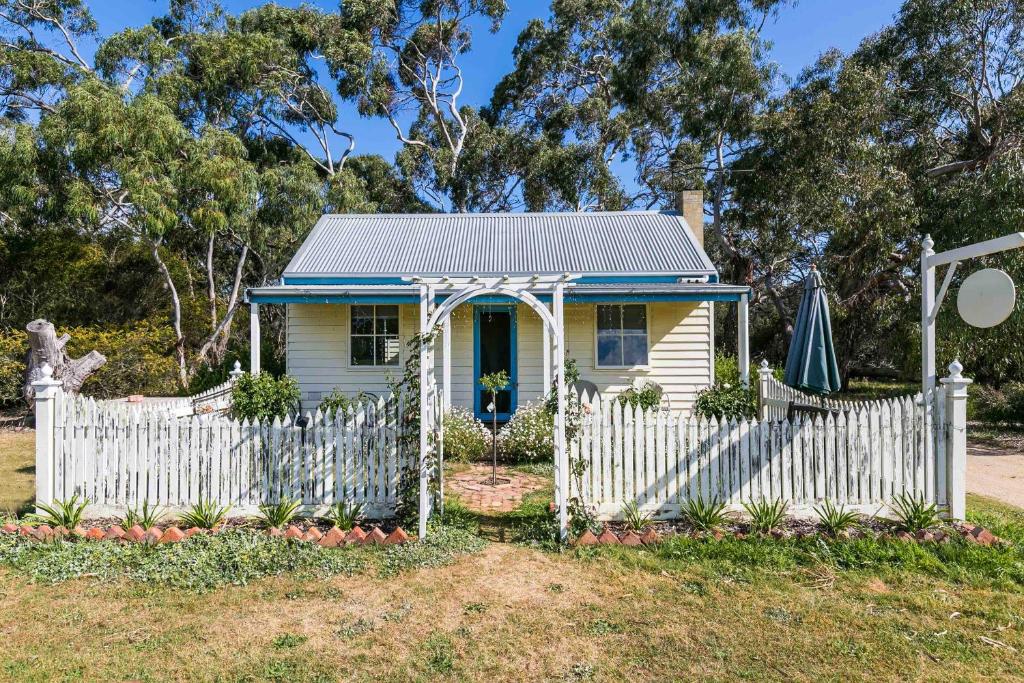 Freshwater Creek Cottages & Farm Stay photo 4