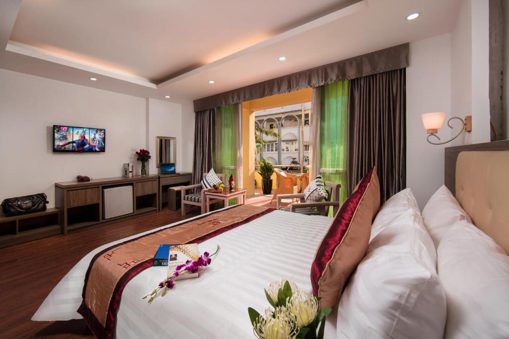 Khách Sạn Văn Miếu