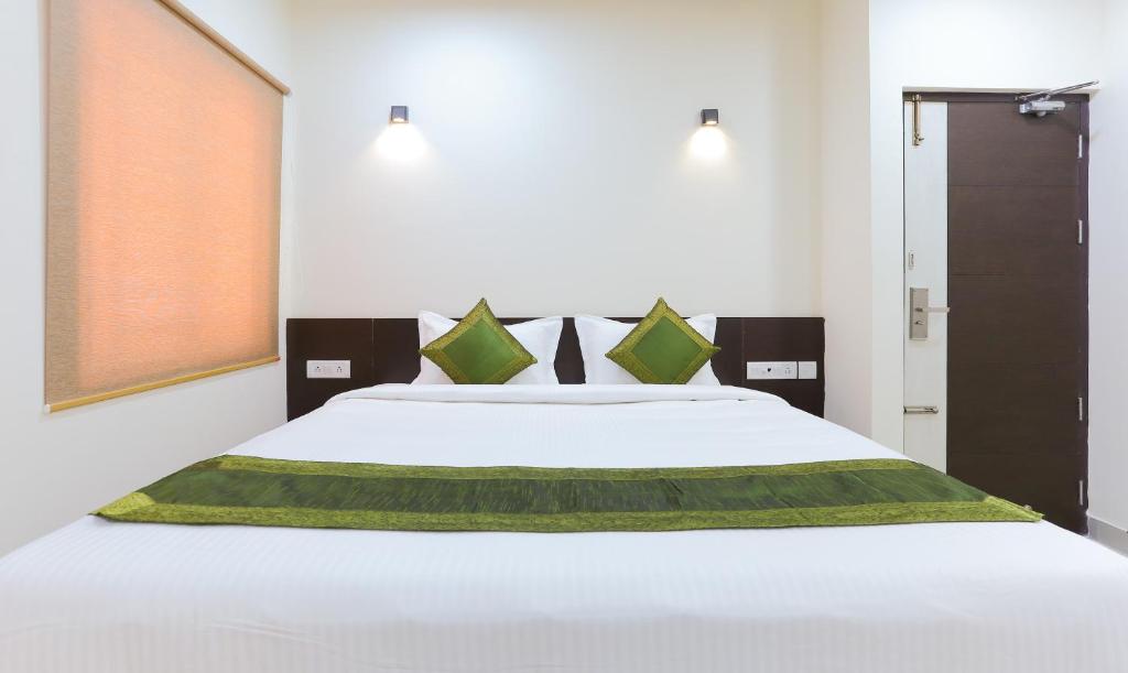 Двухместный ([Sanitized] Deluxe Double Room), Treebo Majestic Inn