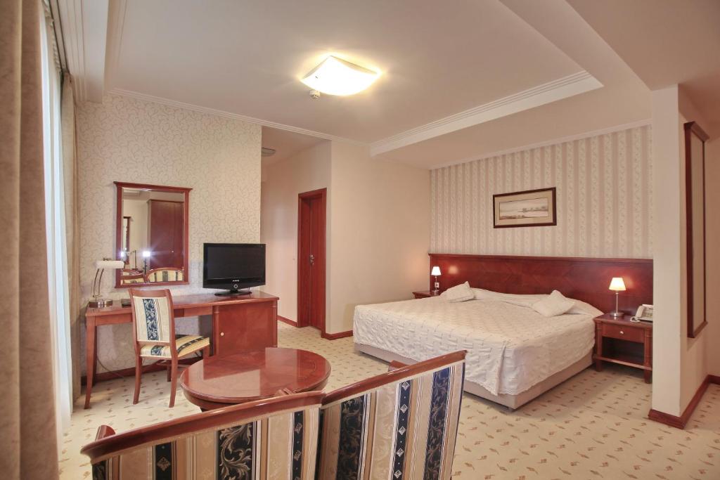 Сьюит (Люкс с 2 спальнями), Hotel Orasac