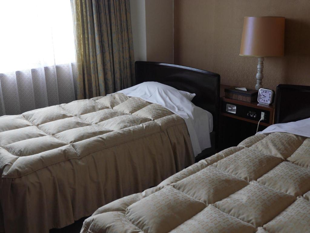 Hotel CROWN HILLS MIYOSHI photo 1