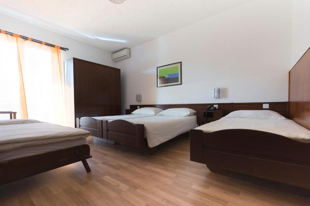Четырехместный (Четырехместный номер), Hotel Besso Lugano