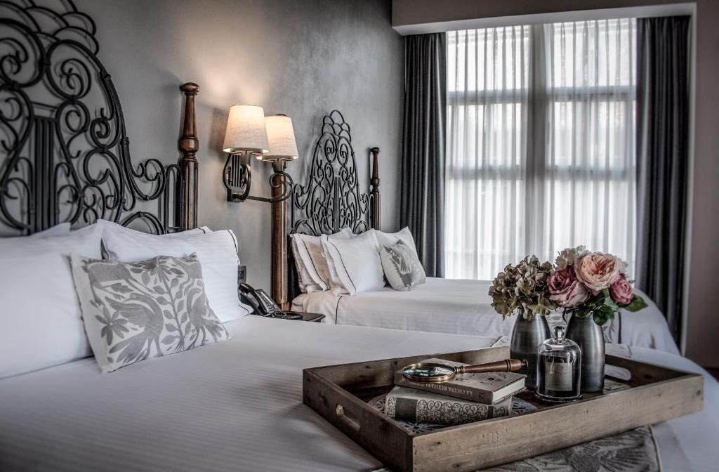 Сьюит (Улучшенный номер с видом на город), Hotel Zocalo Central