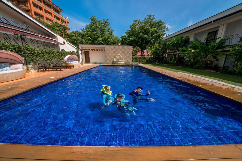 Montebello Villa Hotel photo 2