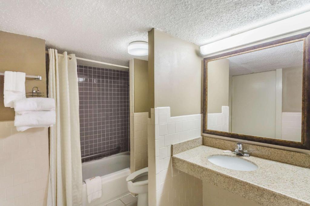 Knights Inn Lebanon photo 4