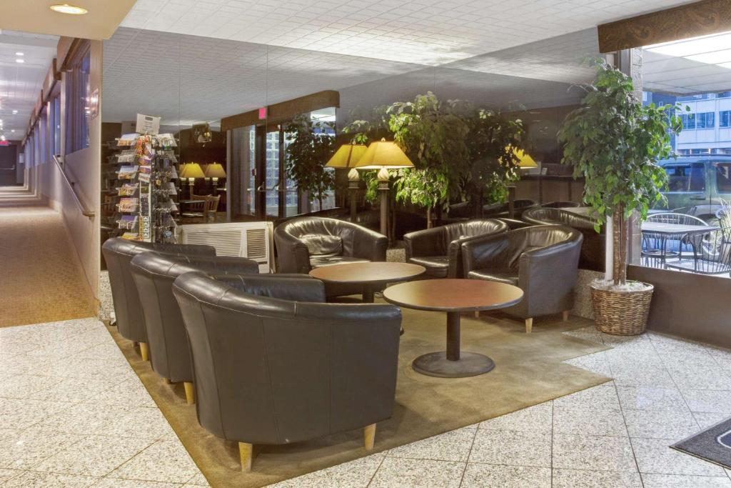 Travelodge by Wyndham Seattle By The Space Needle photo 3