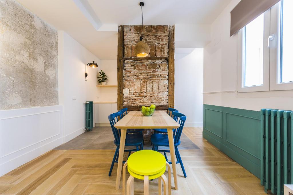 Апартаменты (Апартаменты), Gran Vía Brand New Apartment by Birds