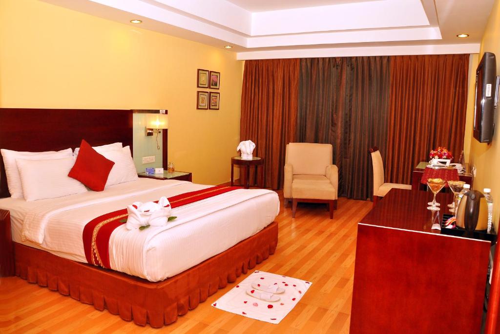 Двухместный (Deluxe Double Room with Free Drop to Sipcot IT Park), Gokulam Park Sabari OMR