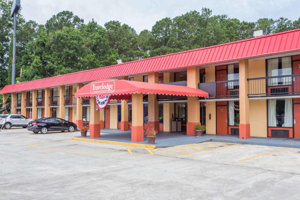 Travelodge by Wyndham Savannah Area/Richmond Hill image