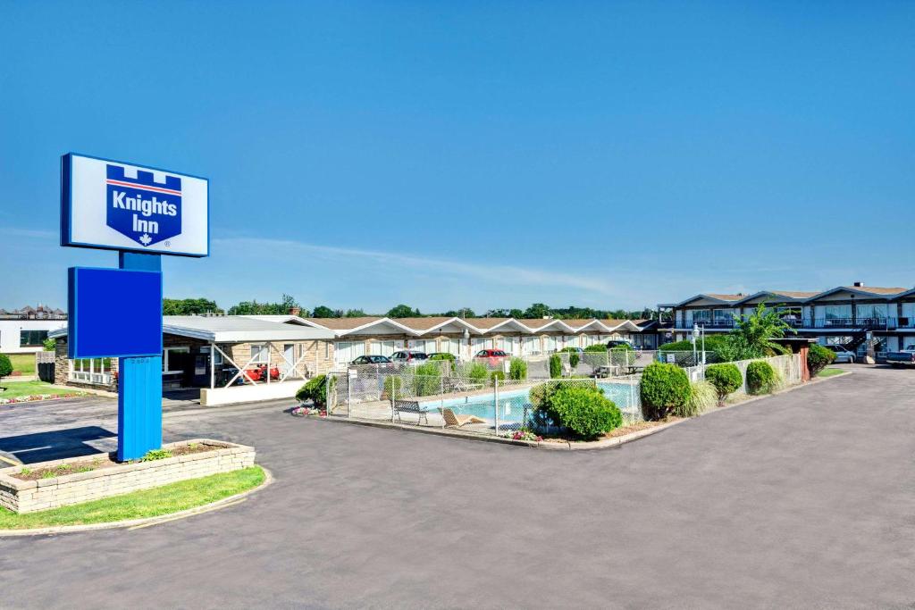 Weber Inn KItchener photo 4