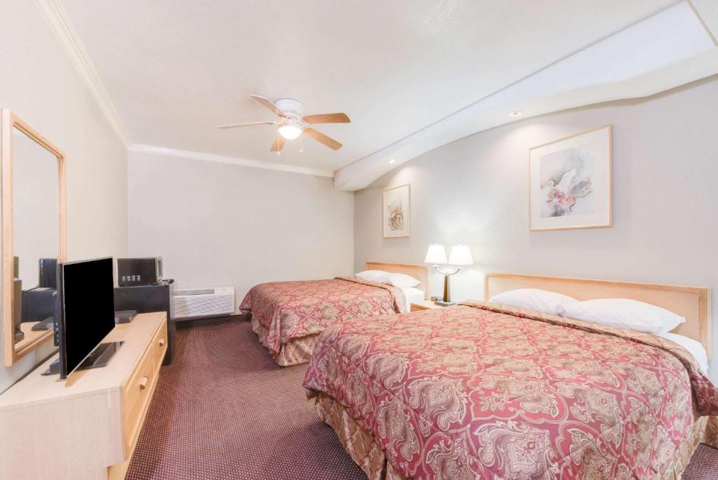 Knights Inn Van Horn photo 3