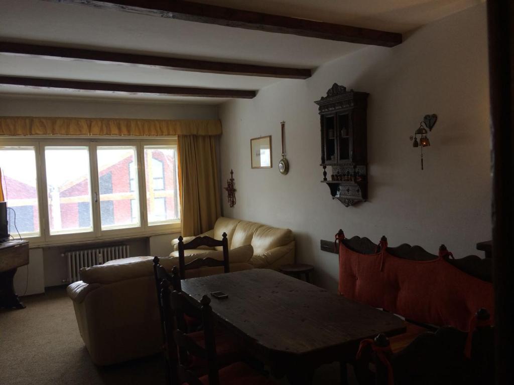 Alloggio a Sestriere fronte piste photo 3