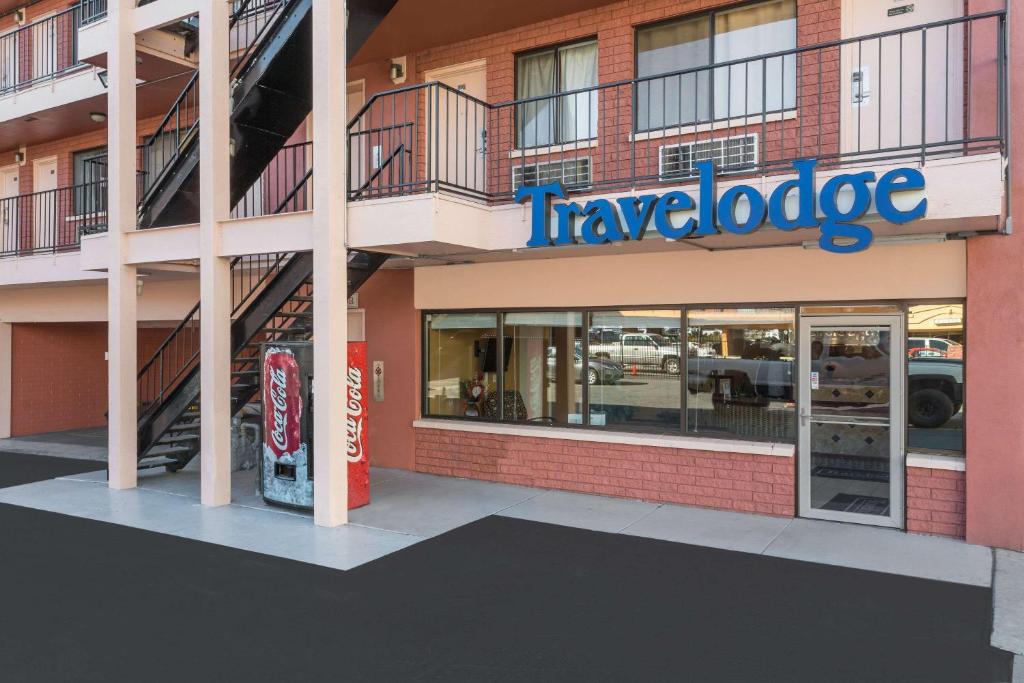 Travelodge by Wyndham Reno Downtown image