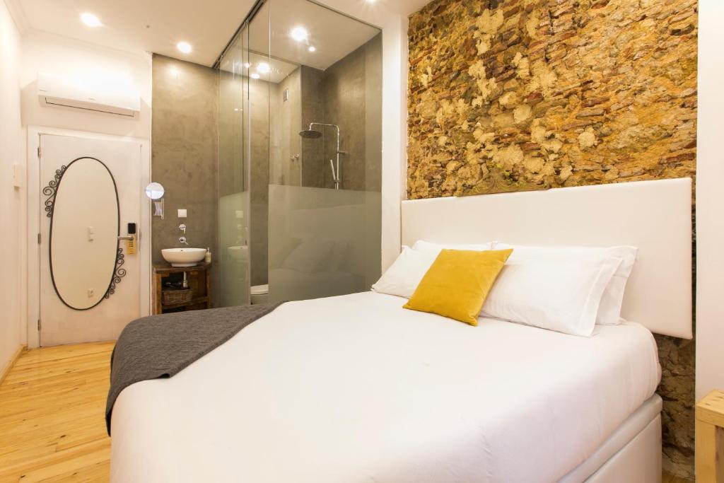 Двухместный (Улучшенный двухместный номер с 1 кроватью), 262 Boutique Hotel