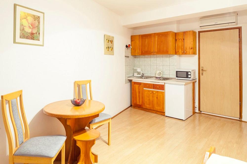 Mon Perin Castrum - Studio Apartment Castel photo 4