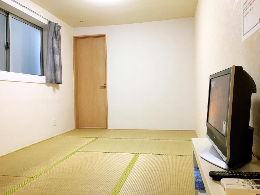 Osaka Tengachaya Guesthouse SAYURI II photo 3