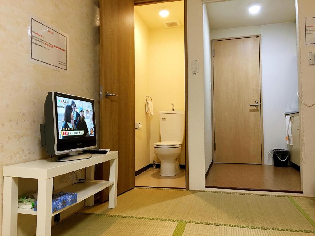 Osaka Tengachaya Guesthouse SAYURI II photo 4