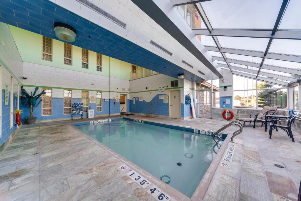 Monte Carlo Inn Barrie photo 4