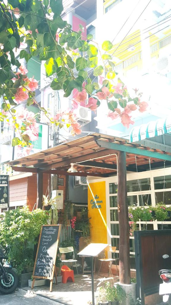 The Commonroom CNX