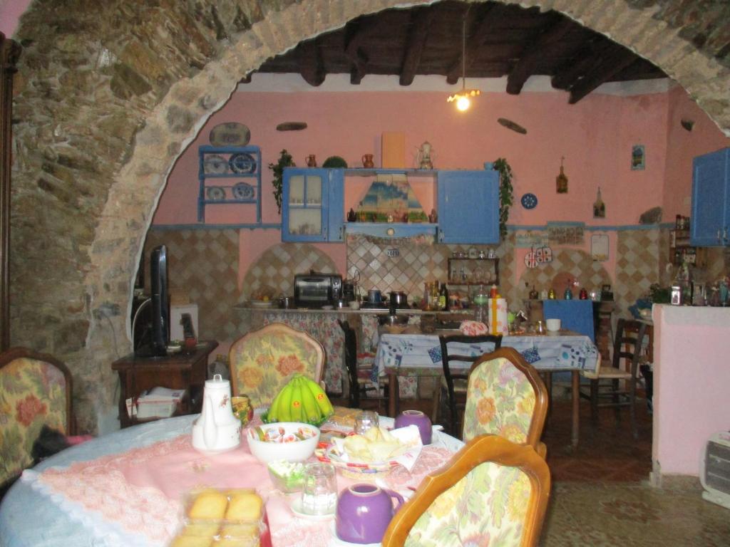 L'Antica Locanda - Tap to explore photos