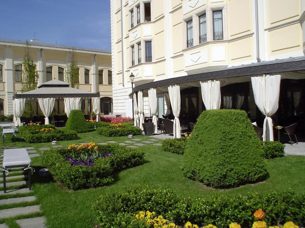 Grand Visconti Palace photo 2