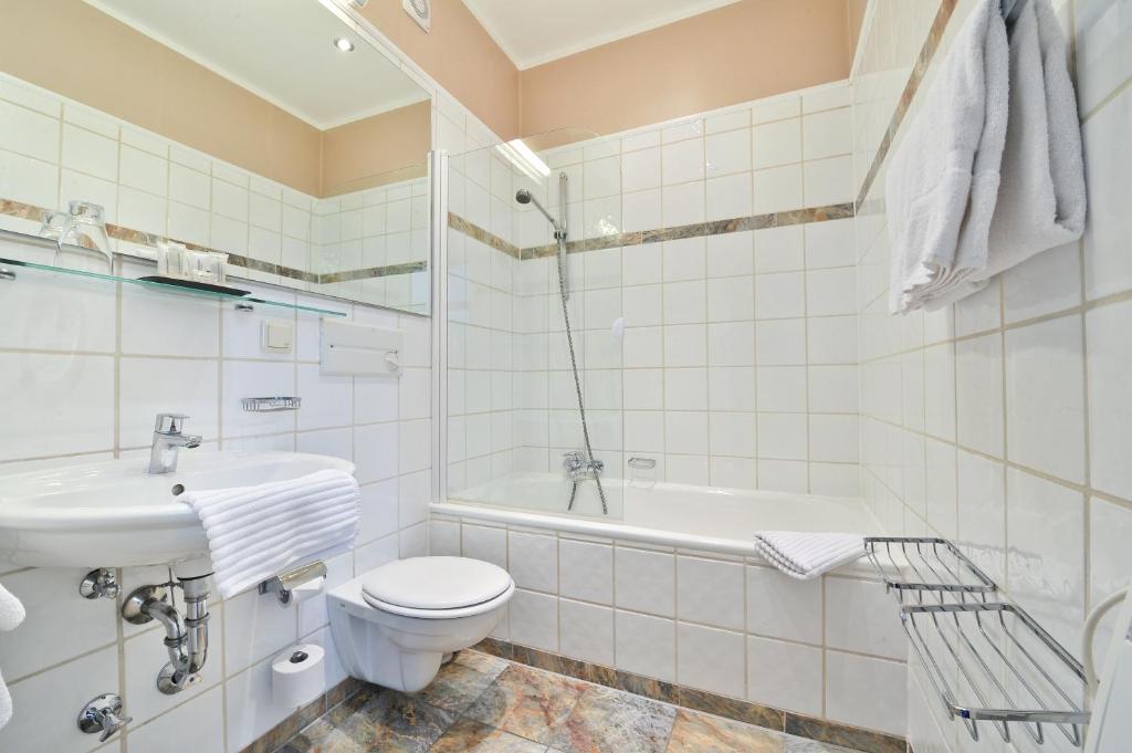 Одноместный (Улучшенный одноместный номер), Hotel Windsor