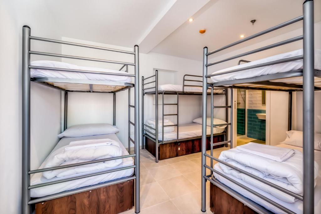 Семейный (Cемейный номер с собственной ванной комнатой), Hostel A2C