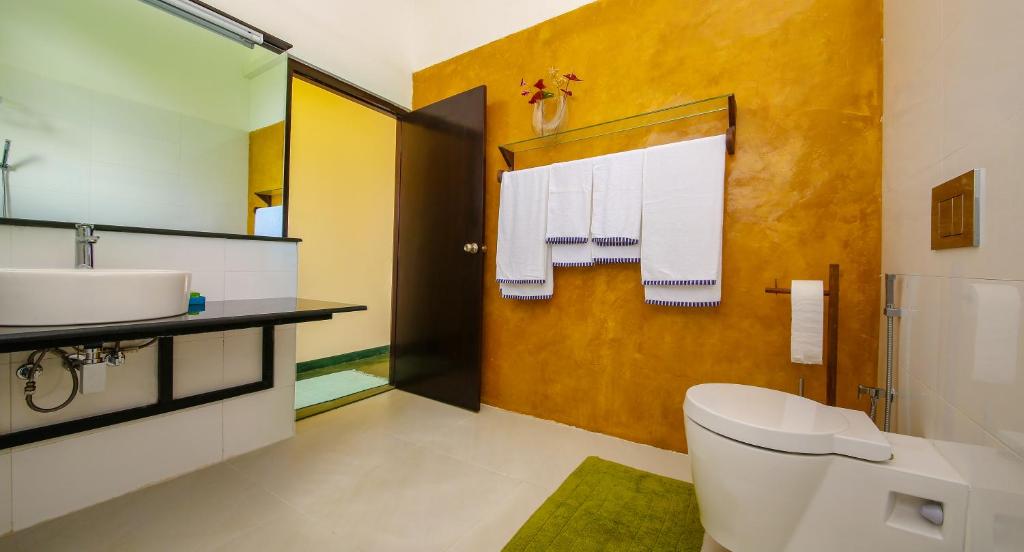 Sath Villa Naadi Ayurveda Resort - Tap to explore photos