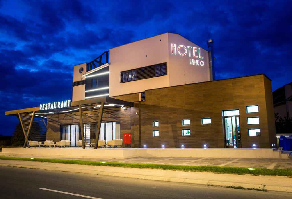 Hotel Ideo Lux photo 2