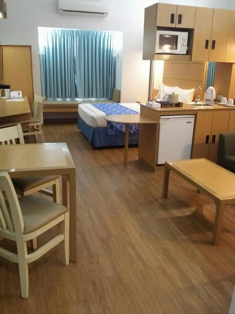 Сьюит (Люкс), Microtel by Wyndham Davao