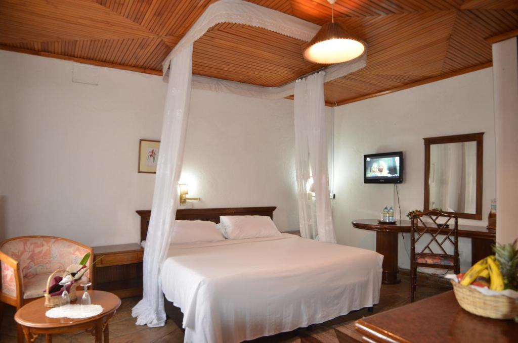 Jacaranda Lake Elementeita Lodge photo 1
