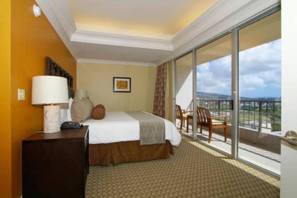 Четырехместный (Люкс с 1 спальней), Wyndham Vacation Resorts Royal Garden at Waikiki