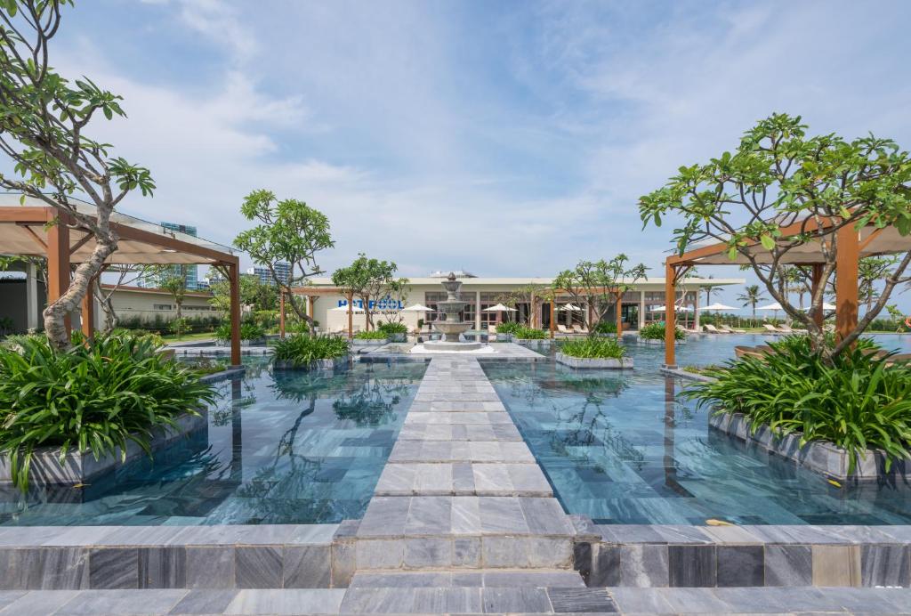 FLC Luxury Hotel Samson