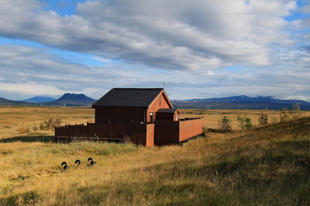 Cozy Cottage by Stay Iceland photo 2