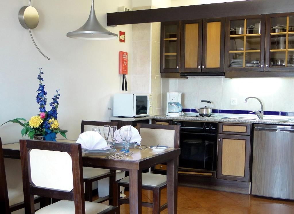 Апартаменты (Апартаменты с 1 спальней и видом на авеню), Hotel Apartamento Paraiso De Albufeira