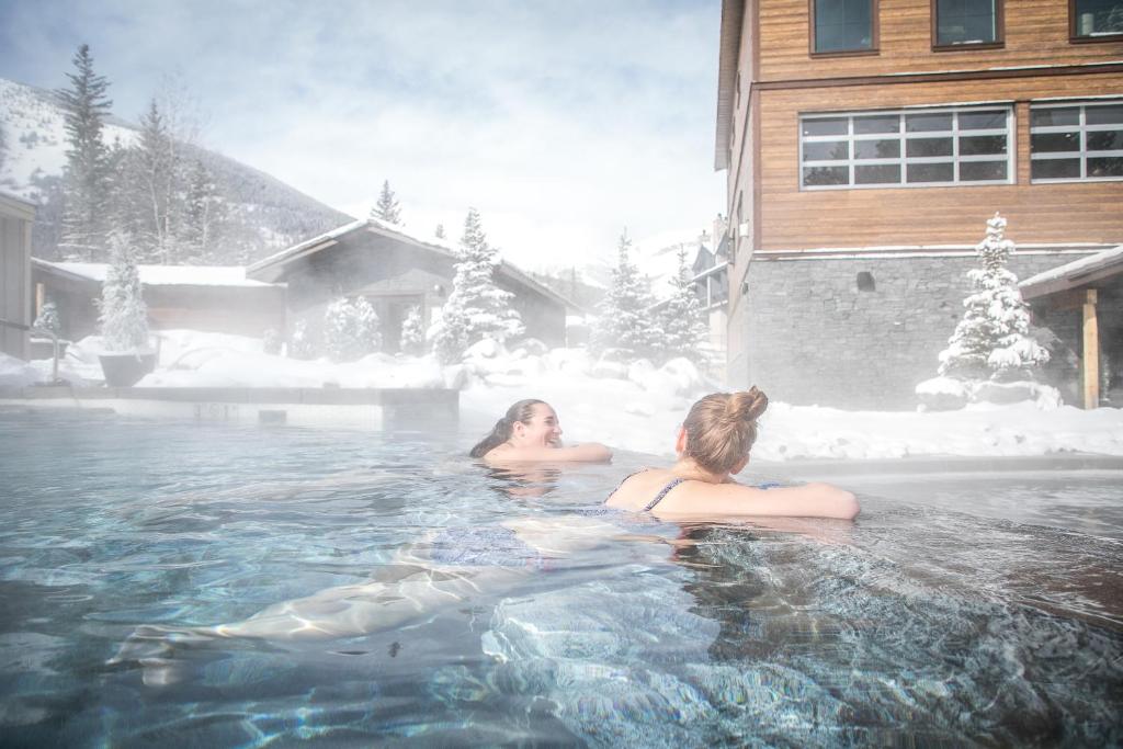 Crosswaters Resort at Kananaskis photo 4