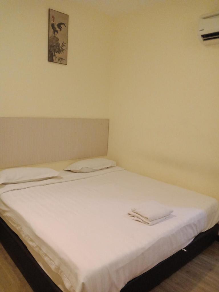 Двухместный (Стандартный номер с кроватью размера «king-size»), Home Inn 2 Taman Bukit Segar