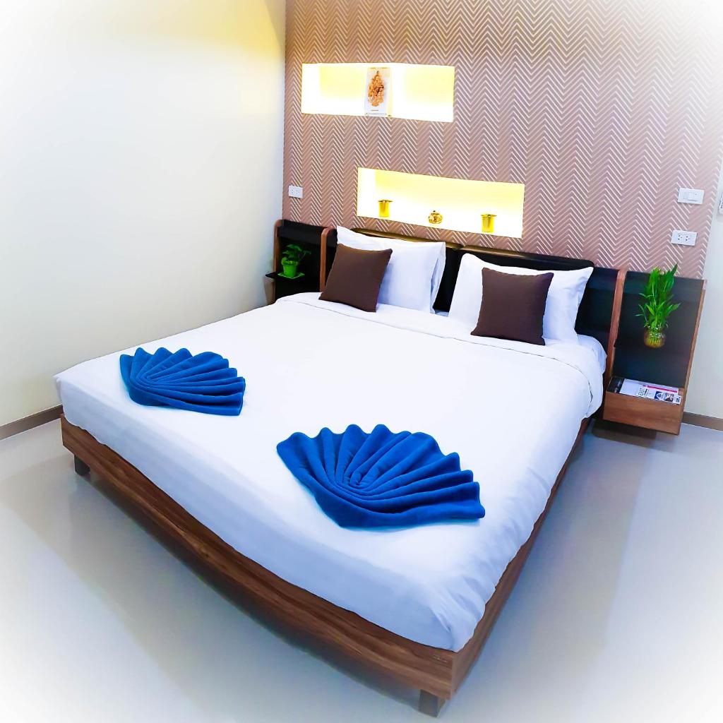 Апартаменты (Апартаменты в пентхаусе), Ambrosial Suites Premium Boutique Walking Street