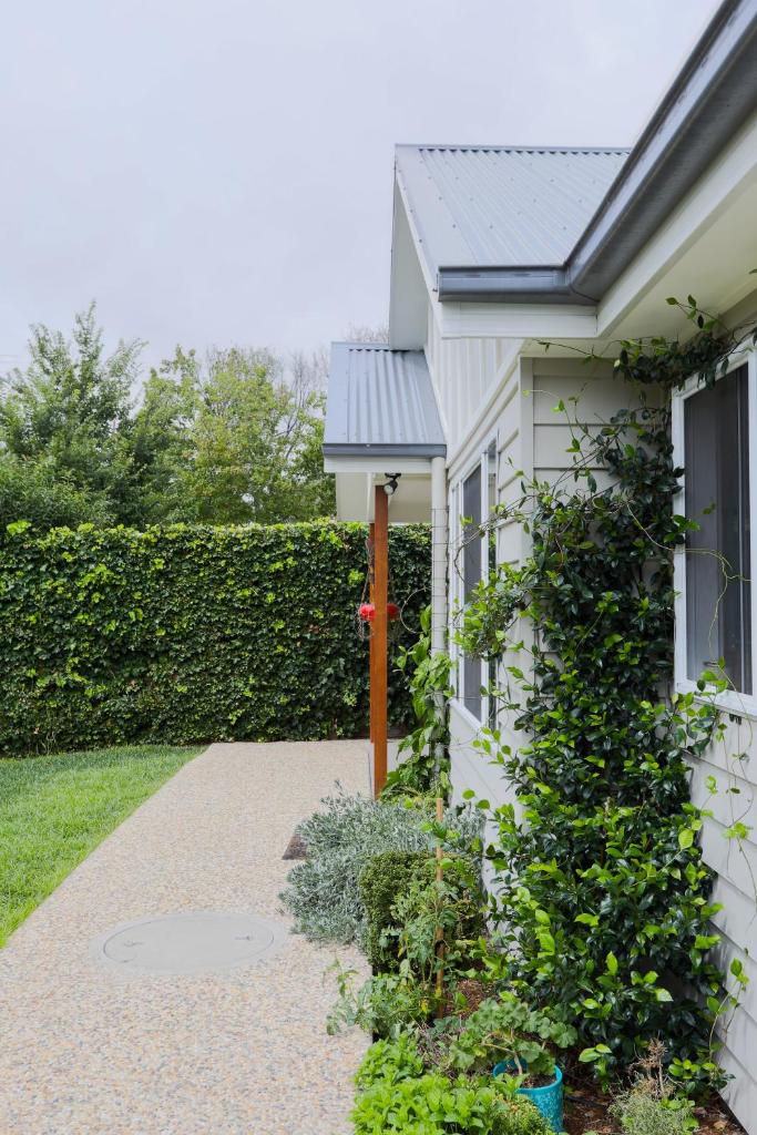 Armidale Cottage - House 2 photo 2