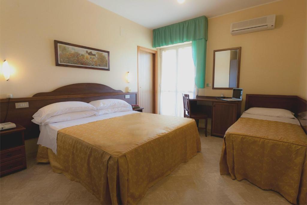Hotel Maria photo 1