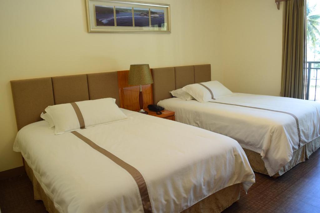 Saipan Beach Hotel photo 2