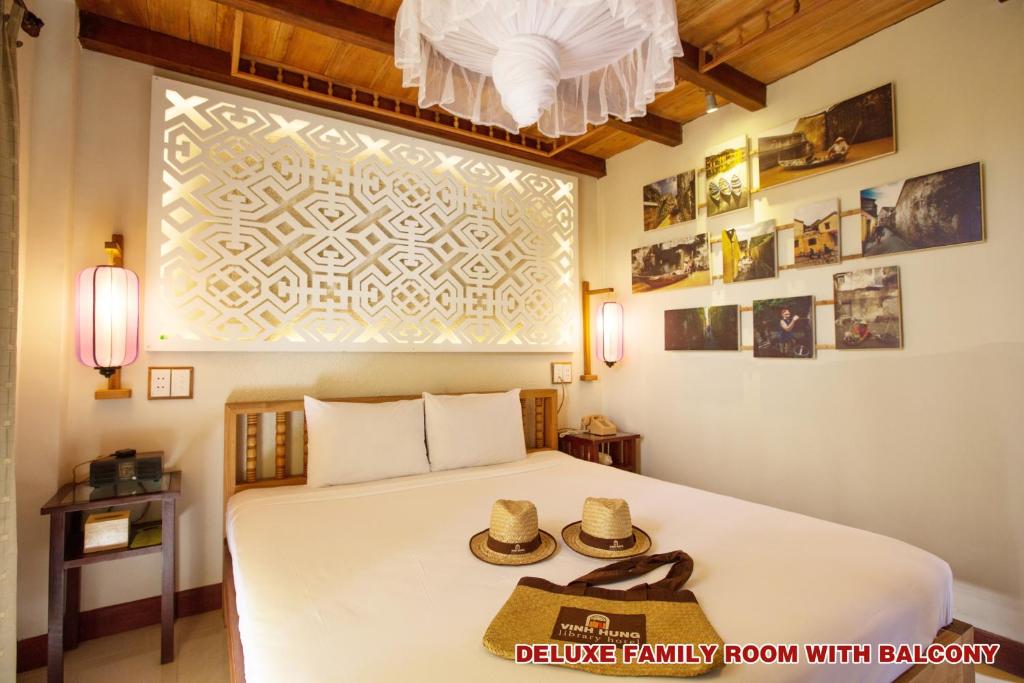 Vinh Hưng Library Hotel